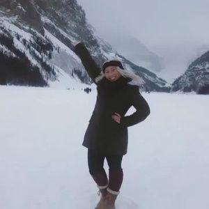 Meet your Posher, Eleanor